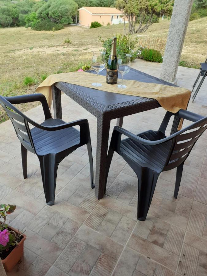 Gli Olivastri Con Piscina,Solarium, Vista Mare ,Sole -Mare E Tanta Natura ,Climatizzatore,Wifi Aglientu Kültér fotó
